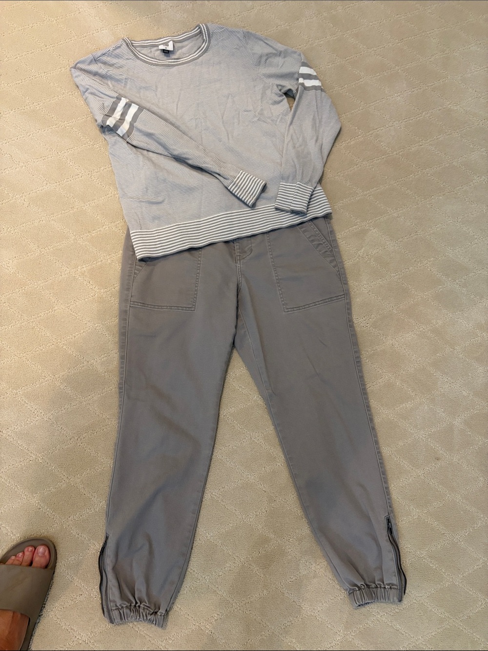 CAbi Light Gray Cropped Cargo Jogger Pants